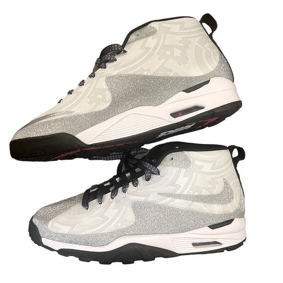 Retro Nike Air Untouchable Vapor
Super Bowl Desert Journey - Picture 4 of 8